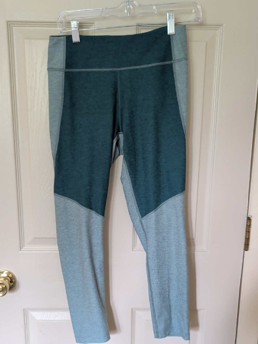 Outdoor Voices Color Block Capri Leggings